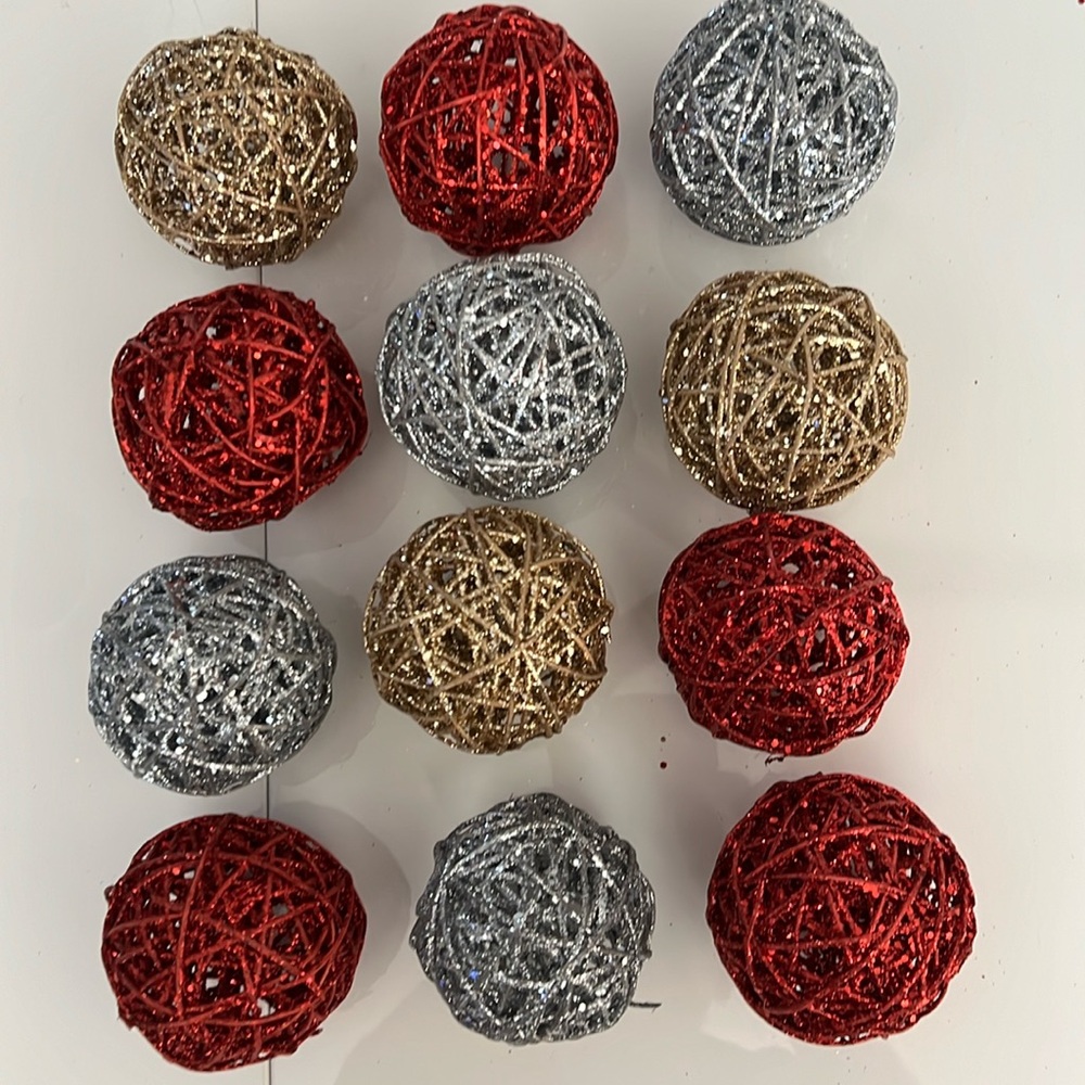 Set of 12 glittery Christmas Decorations